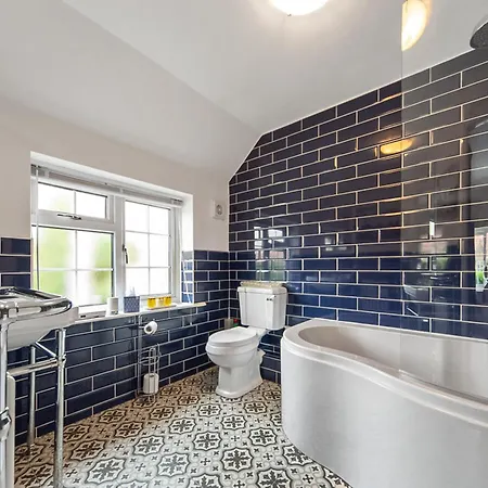 Holly-garth Holiday home